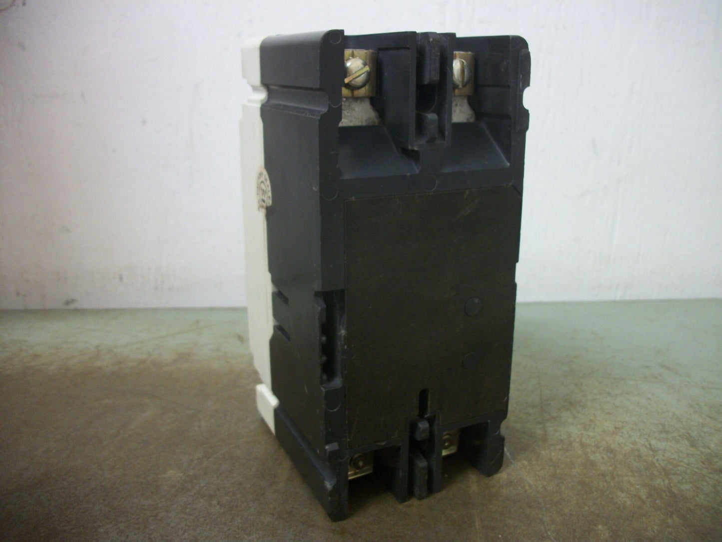 WESTINGHOUSE EHD CIRCUIT BREAKER EHD2015 15AMP 480VOLT 2POLE