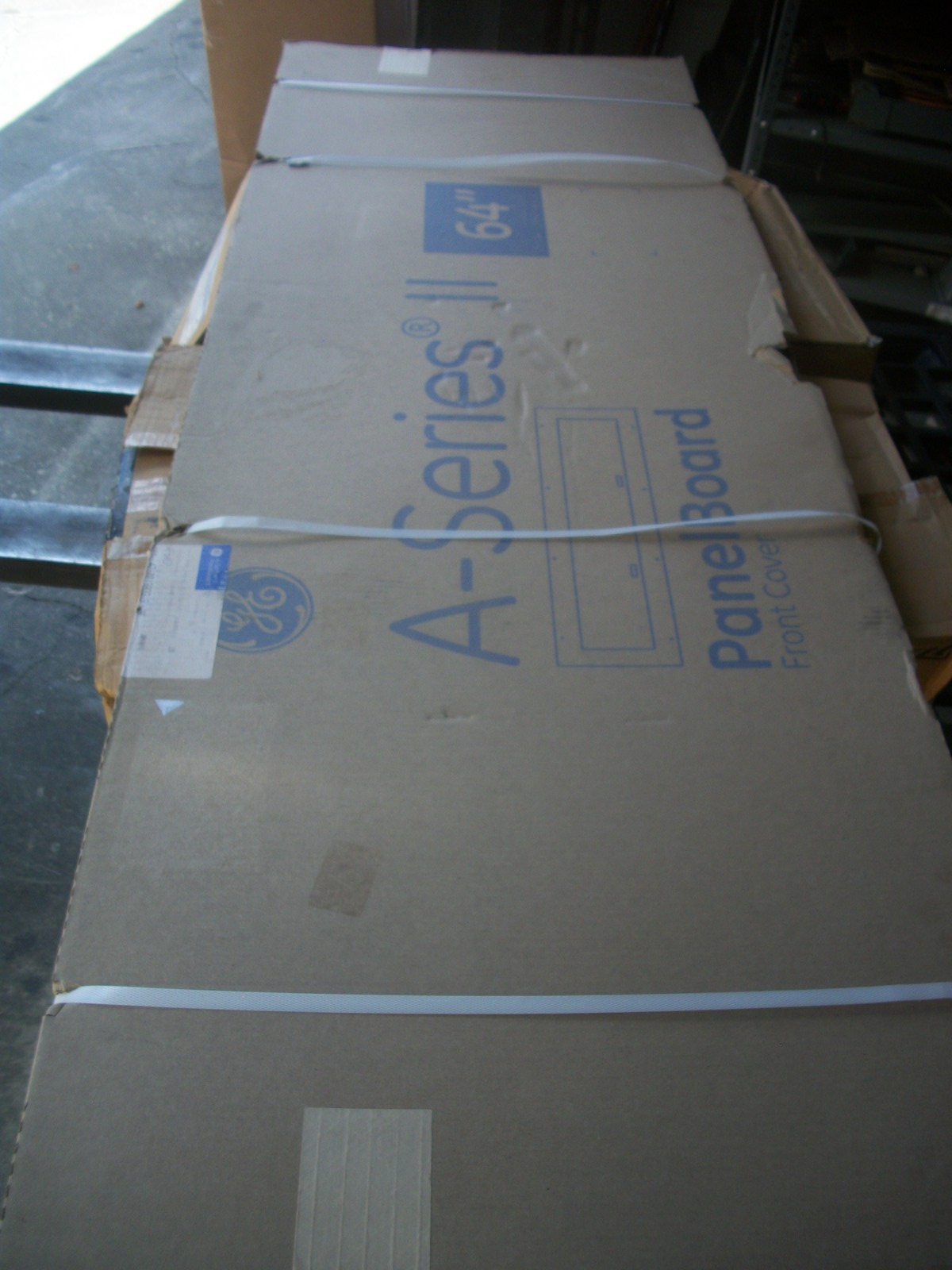 GE A-SERIES II 64.5 X 20 PANELBOARD SURFACE COVER DOOR AF64SP NIB