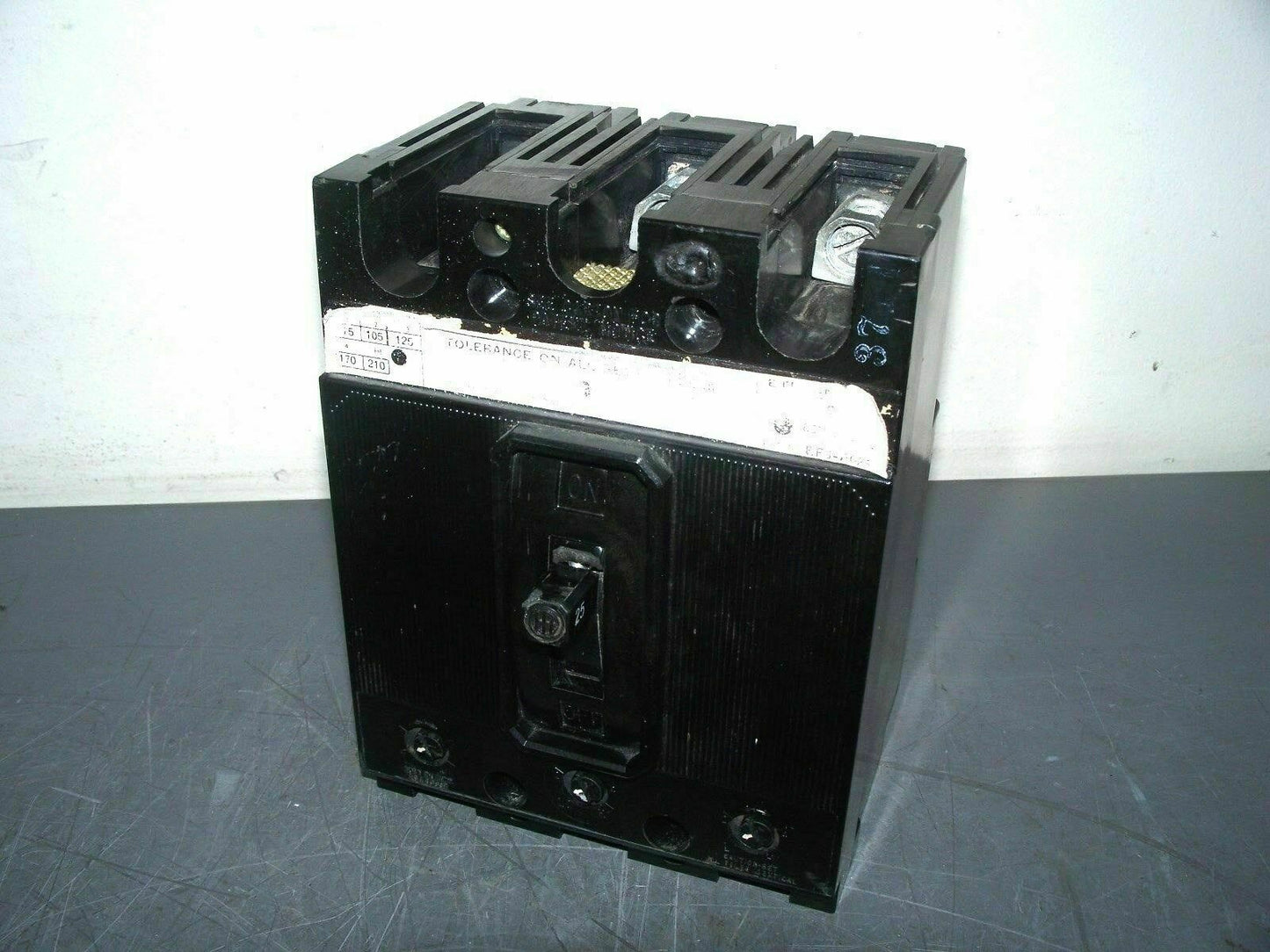 SIEMENS EF3 CIRCUIT BREAKER EF3A025 25AMP 600VOLT 3POLE