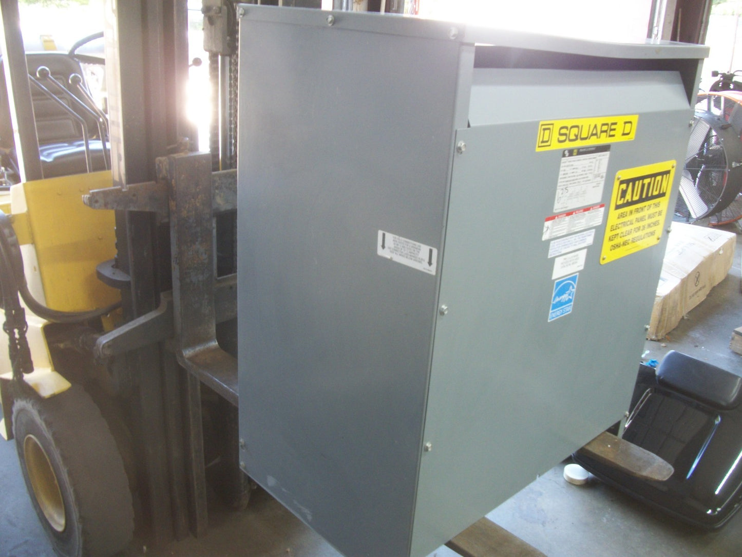 SQUARE D SORGEL 75KVA 3PH TRANSFORMER EE75T1755H HV 480 LV 380Y/220