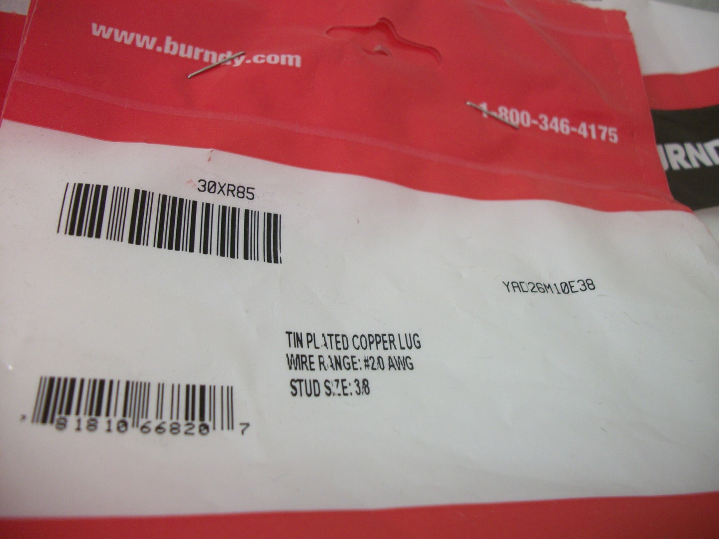 BURNDY LOT OF 28 3/8" #2/0 AWG TIN PLATED COPPER LUGS YAD26M10E38 NEW