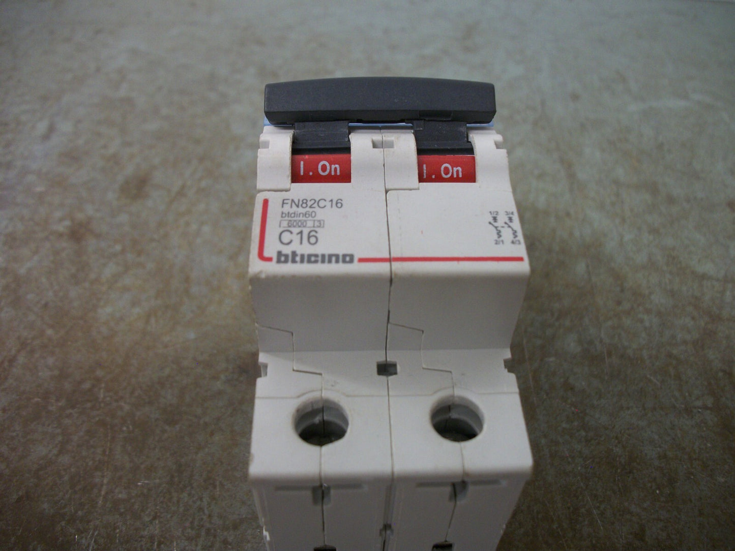 BTICINO MOTOR CIRCUIT BREAKER FN82C16 16AMP 400VOLT 2POLE