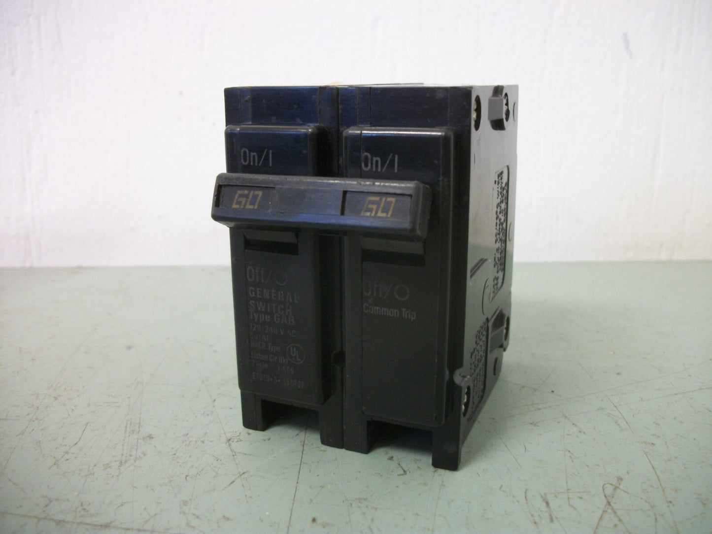 GENERAL SWITCH GAB CIRCUIT BREAKER GD60 60AMP 240VOLT 2POLE