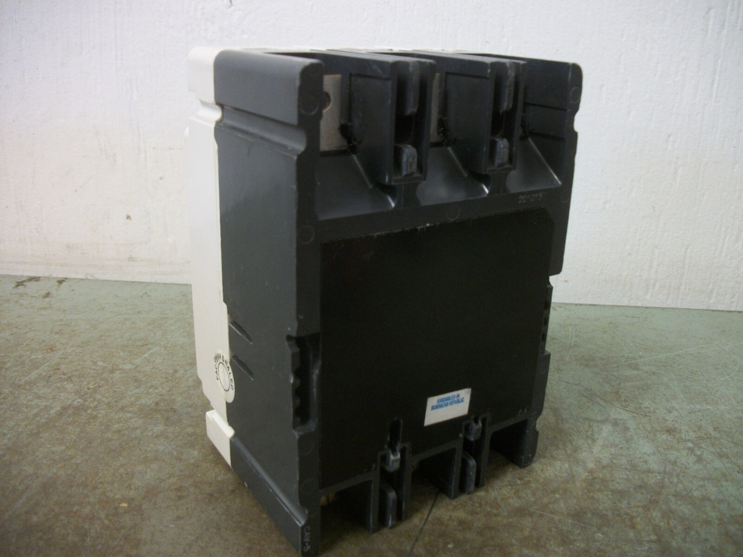 CUTLER-HAMMER FD CIRCUIT BREAKER FD3020BP10 20AMP 600VOLT 3POLE RED NOB