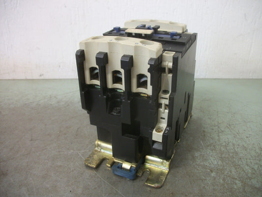 TELEMECANIQUE CONTACTOR LC1D6511G6 80AMP 120VCOIL 3PH 600V 50HP