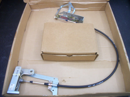 ALLEN-BRADLEY CIRCUIT BREAKER FLEX CABLE OPERATOR 140U-H-FMX03 NIB