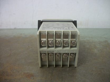 KEYENCE DIGITAL COUNTER UNIT RC-19