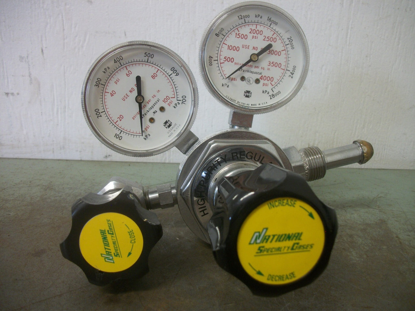 NATIONAL SPECIALTY GASES PNEUMATIC PRESSURE REGULATOR HPT270C-580 3000PSIG