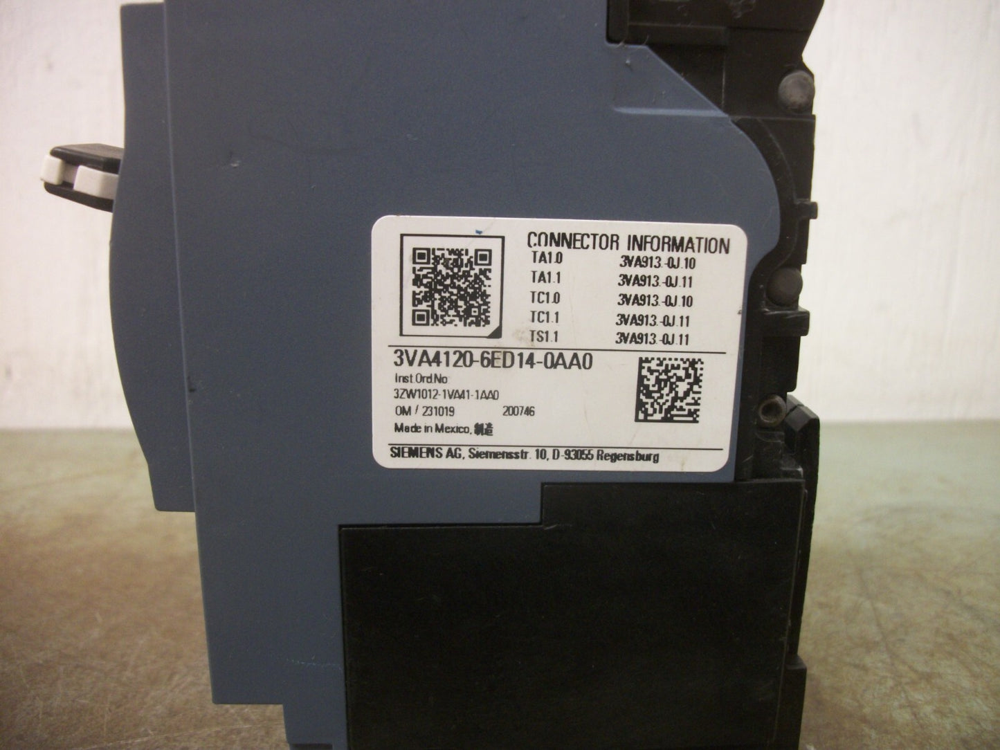 SIEMENS CIRCUIT BREAKER 3VA4120-6ED14-0AA0 20AMP 347VOLT 1POLE