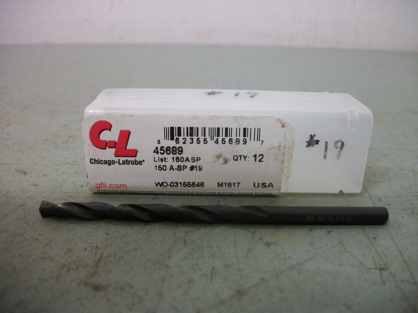 CHICAGO-LATROBE LOT OF 12 #19 3-1/4" OAL HIGH SPEED STEEL JOBBER DRILL 45689 NEW