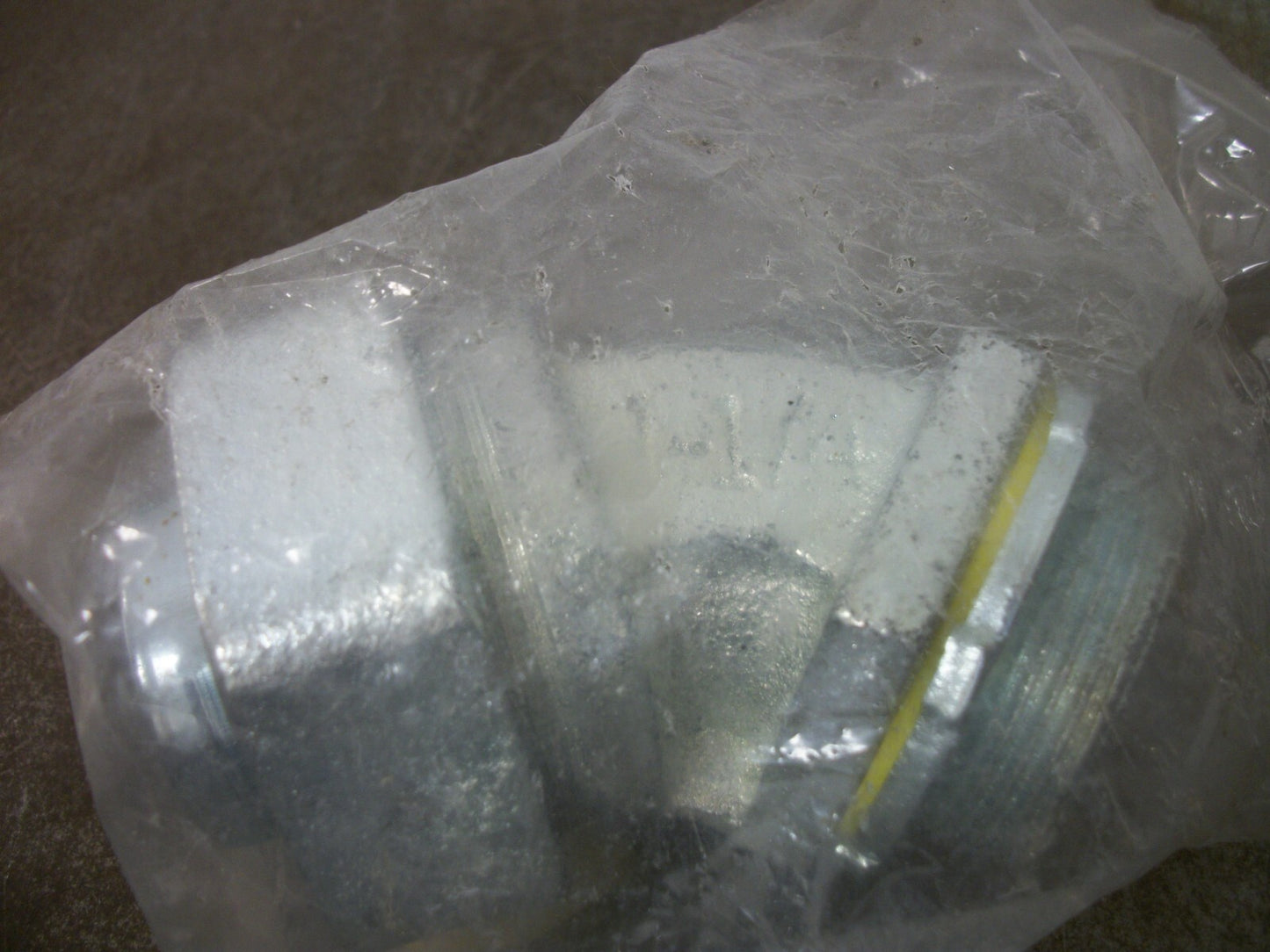 RACO 3445 1-1/4" 45 DEG LIQUID SEAL TIGHT CONDUIT FITTING CONNECTOR 3LK80A NEW