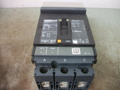 SQUARE D POWERPACT I-LINE HG CIRCUIT BREAKER HGA36125 125AMP 600VOLT 3POLE