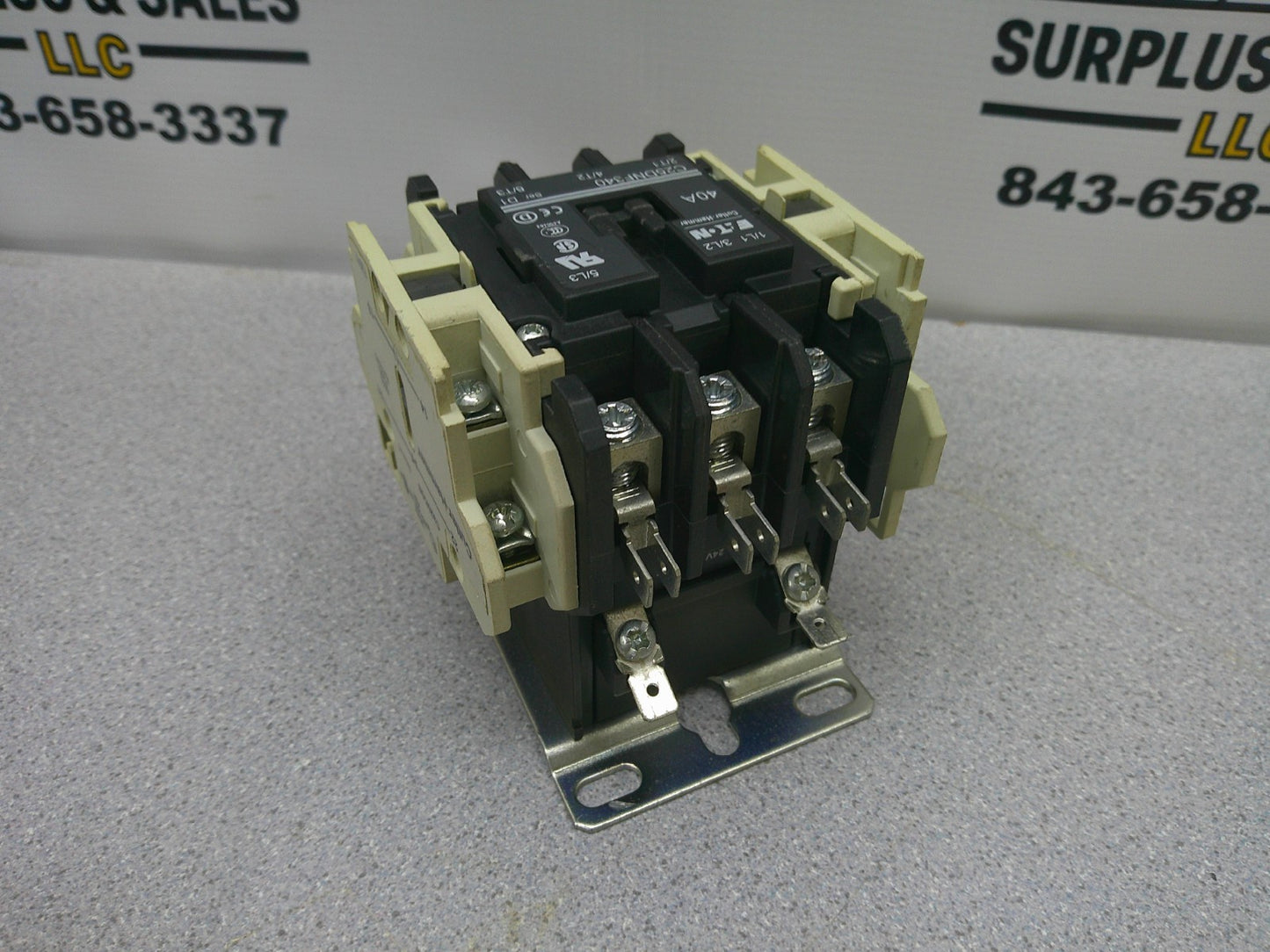 CUTLER-HAMMER CONTACTOR C25DNF340 40AMP 24VCOIL 3PH 600V 20HP