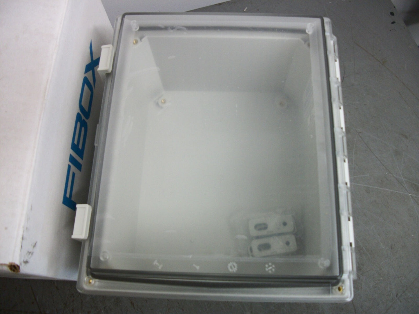 FIBOX ARCA NON-METALLIC 10X8X6 ENCLOSURE AR1086CHLT NIB