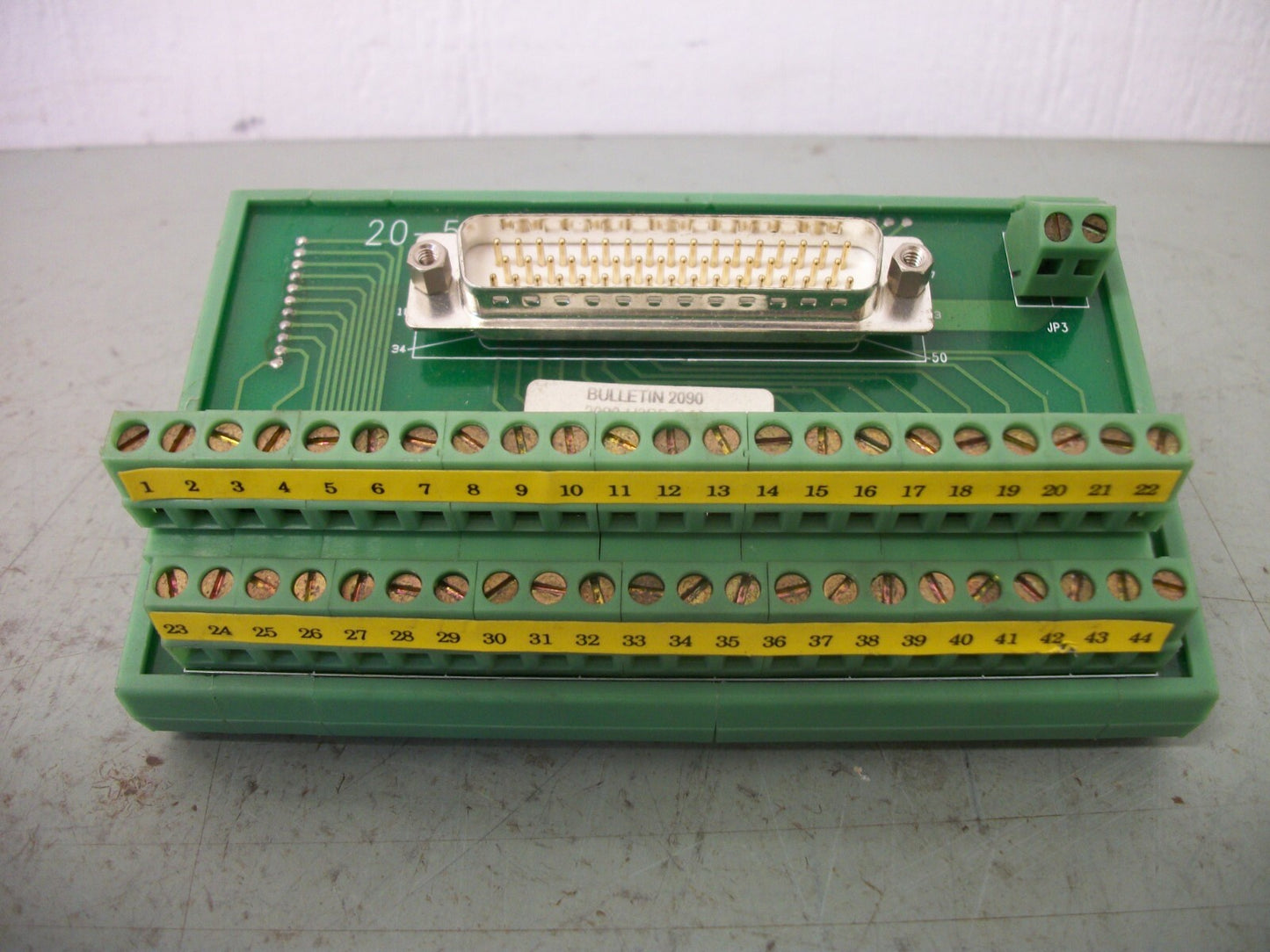 ALLEN-BRADLEY BREAKOUT DRIVE CONTROL INTERFACE BOARD 2090-U3BB-D44