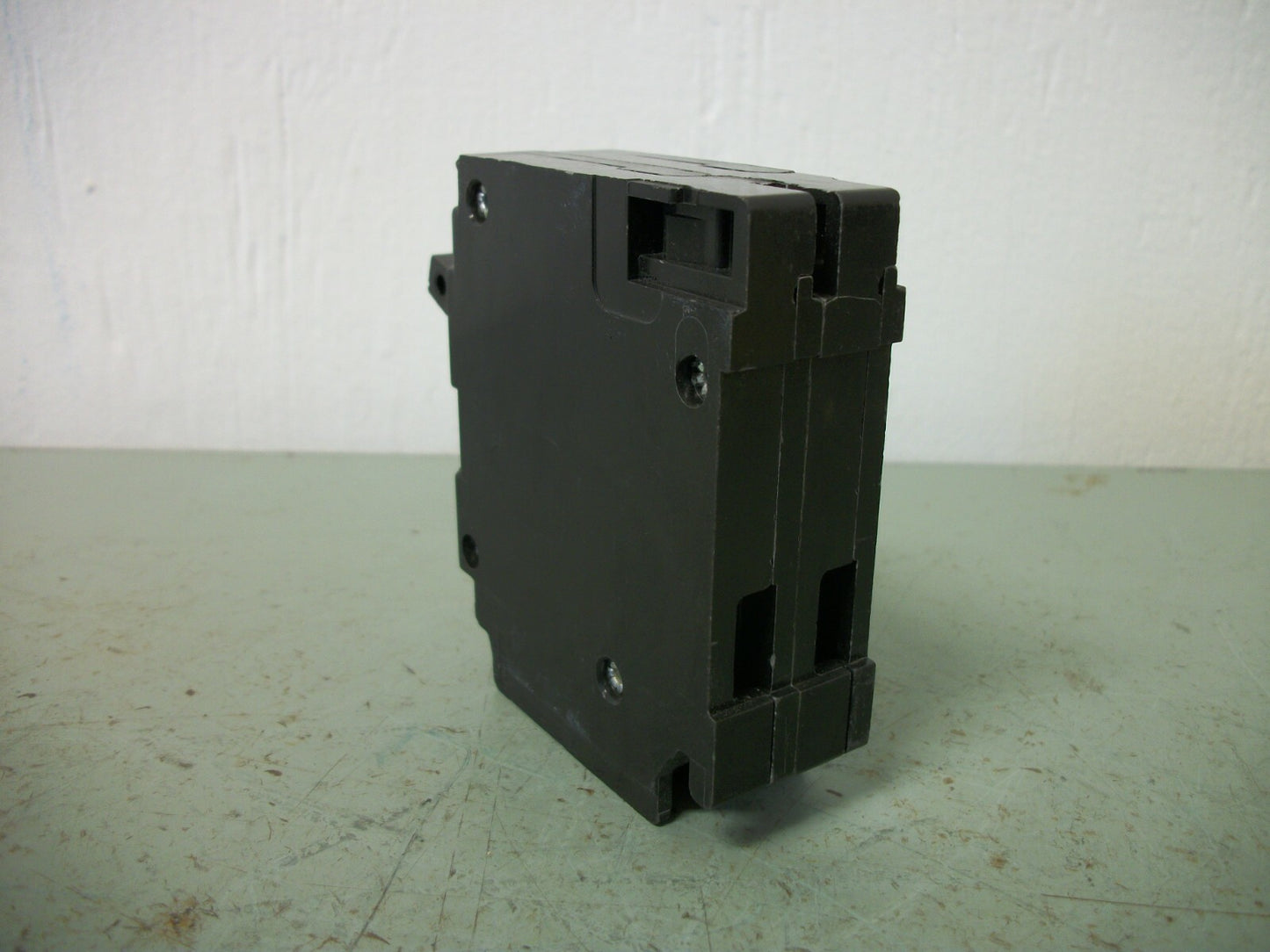 SIEMENS QT TANDEM CIRCUIT BREAKER Q2020 20AMP 240VOLT 2POLE NOB