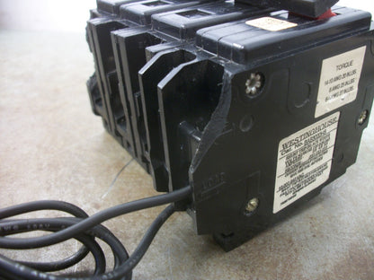 CUTLER-HAMMER BA CIRCUIT BREAKER BAB3020HS 20AMP 240VOLT 3POLE W/SHUNT CHIP NOB