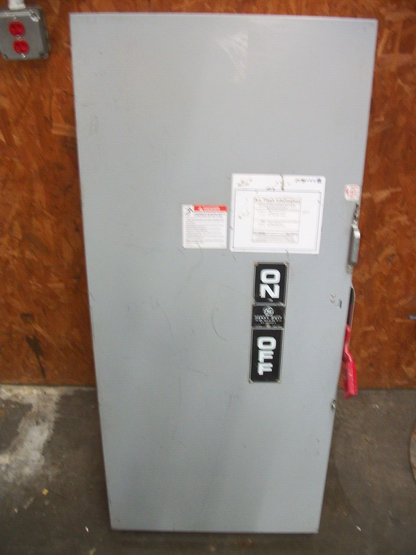 GE DISCONNECT TYPE 1 TH4325 400AMP 240VOLT 3POLE FUSIBLE