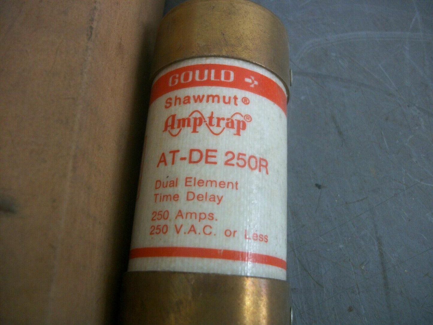 GOULD SHAWMUT AMP-TRAP FUSE AT-DE 250R 250AMP 250VOLT NIB