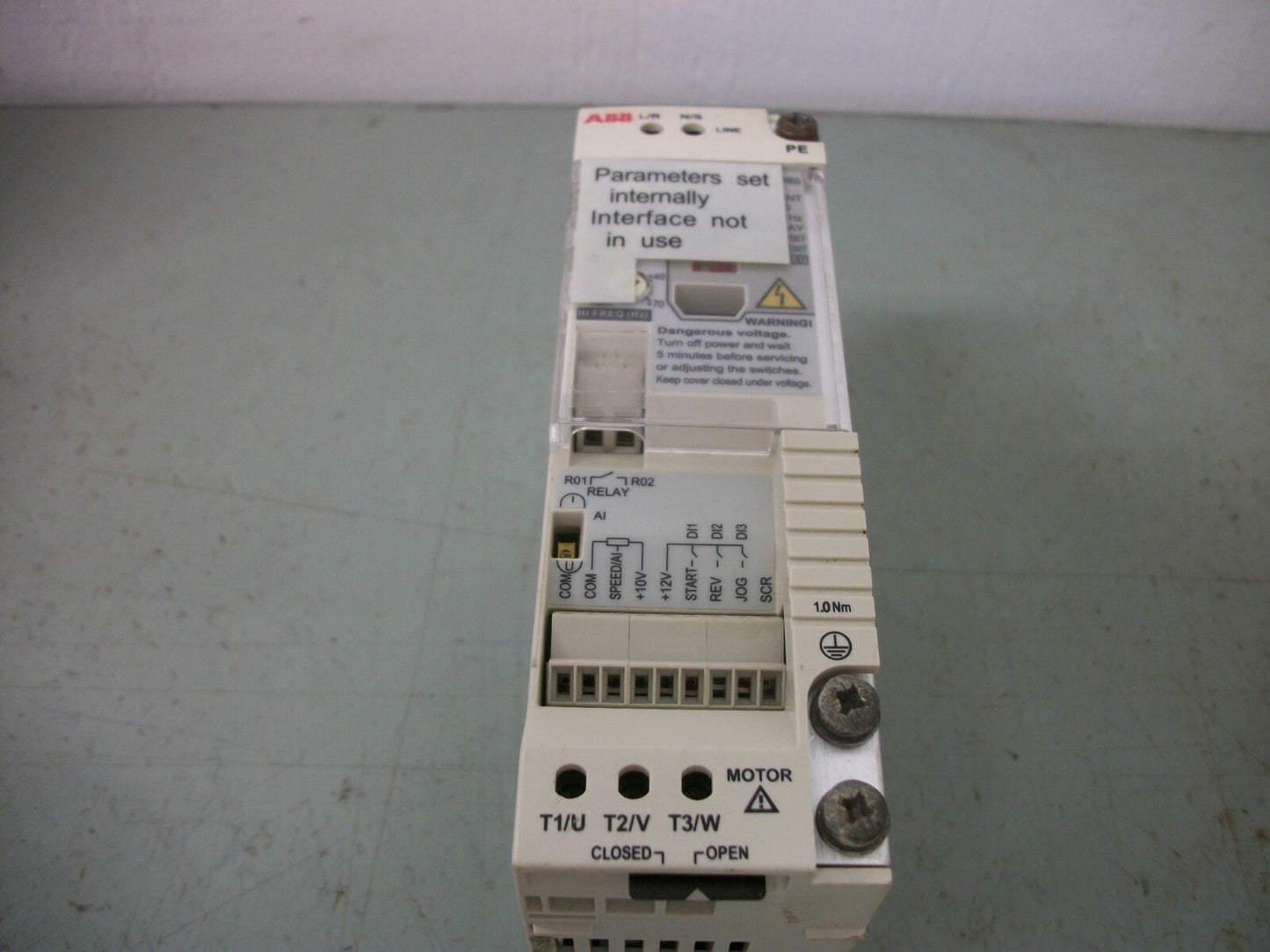 ABB 1/2HP VARIABLE FREQUENCY DRIVE ACS55-01N-02A2-2 240VOLT 3PH 2.2AMP