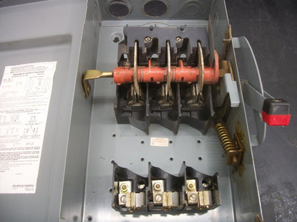 SQUARE D DISCONNECT TYPE 1 H363 100AMP 600VOLT 3POLE FUSIBLE OLD