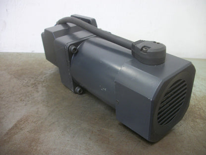 ORIENTAL MOTOR GEARMOTOR USM590-501W W/GEAR HEAD 5GU15RAA 115V 90W 1500RPM