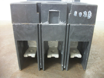 GE SPECTRA SFHA CIRCUIT BREAKER SFHA36AT0250 250AMP 600VOLT 3POLE W/225A TRIP HW