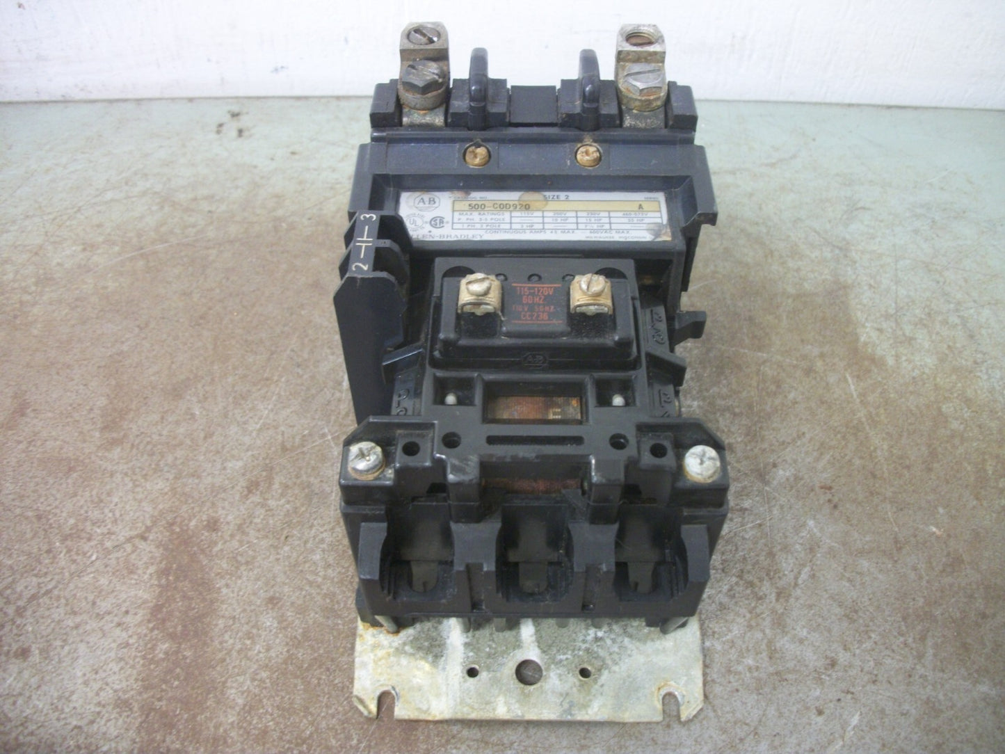 ALLEN-BRADLEY SIZE 2 CONTACTOR 500-COD920 45AMP 120VCOIL 2POLE 1PH 7.5HP