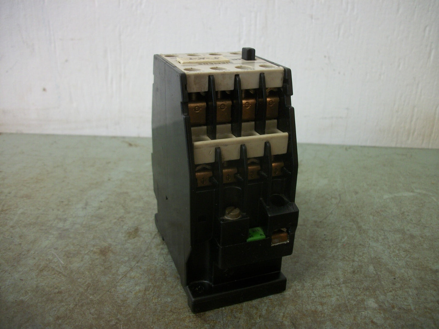 SIEMENS CONTROL RELAY 3TH8244-0A 16AMP 115VCOIL