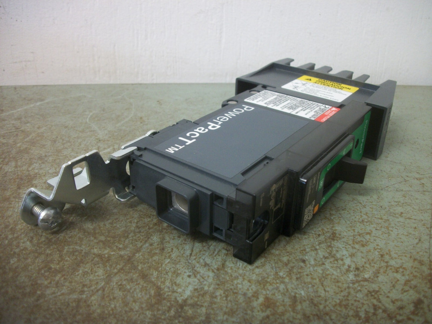 SQUARE D POWERPACT I-LINE BGA CIRCUIT BREAKER BGA160201 20AMP 277VOLT 1POLE NOB