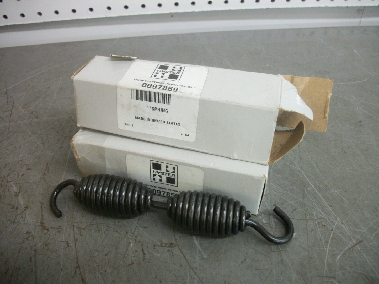 HYSTER LOT OF 3 SPRINGS 0097859 NIB