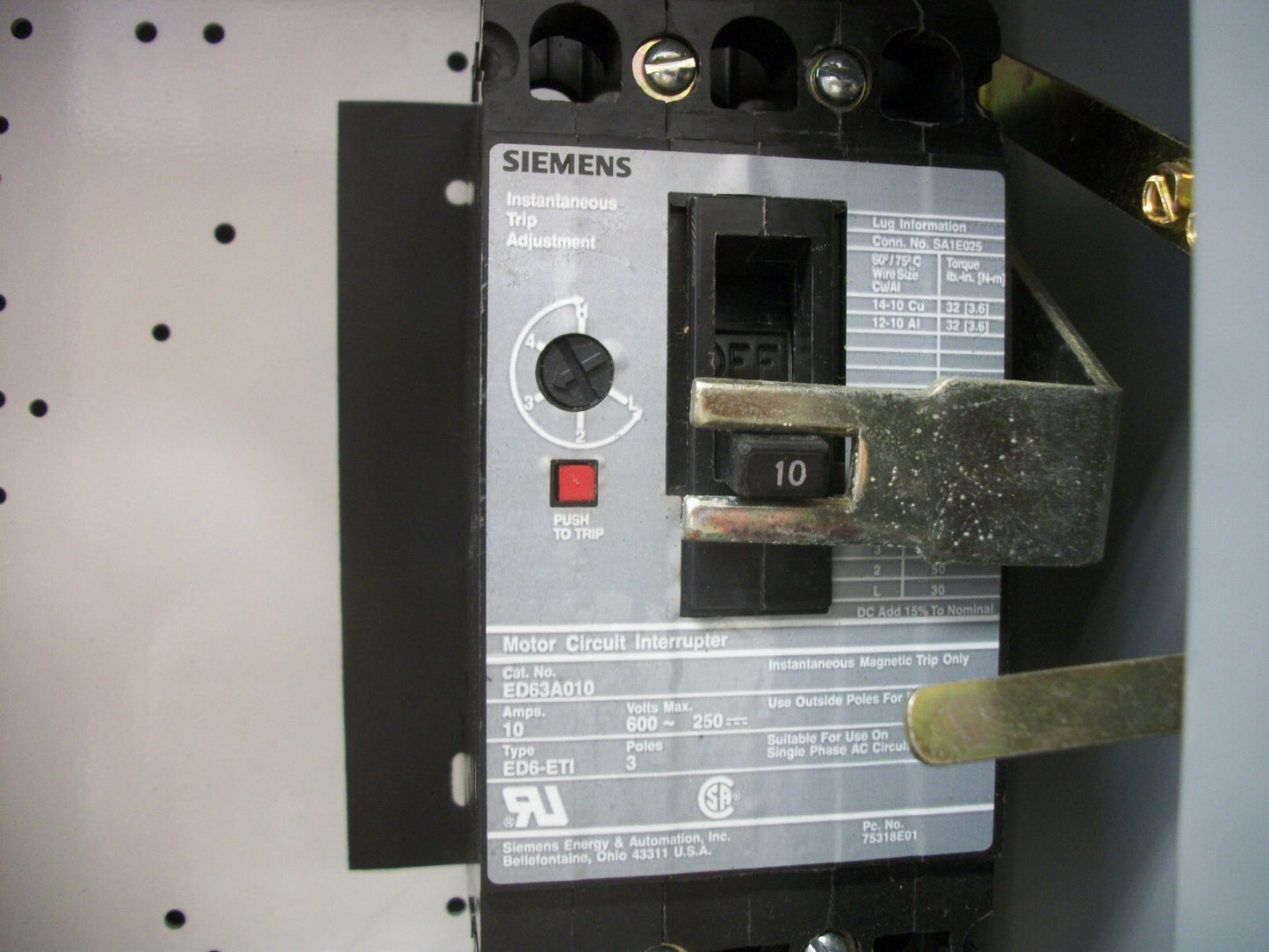 SIEMENS STARTER COMBO SIZE 0 TYPE 1 14CP32A*81 120VCOIL 10AMP BREAKER
