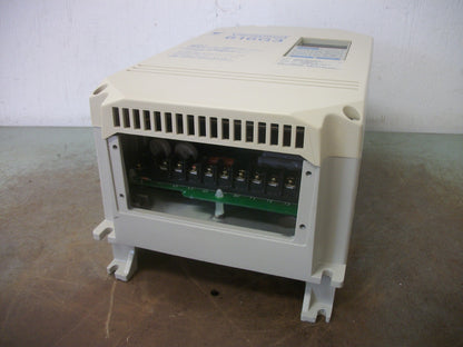 YASKAWA VARISPEED 616G3 0.5HP INVERTER DRIVE CIMR-G3V40P4 460VOLT 3PH 1.4KVA