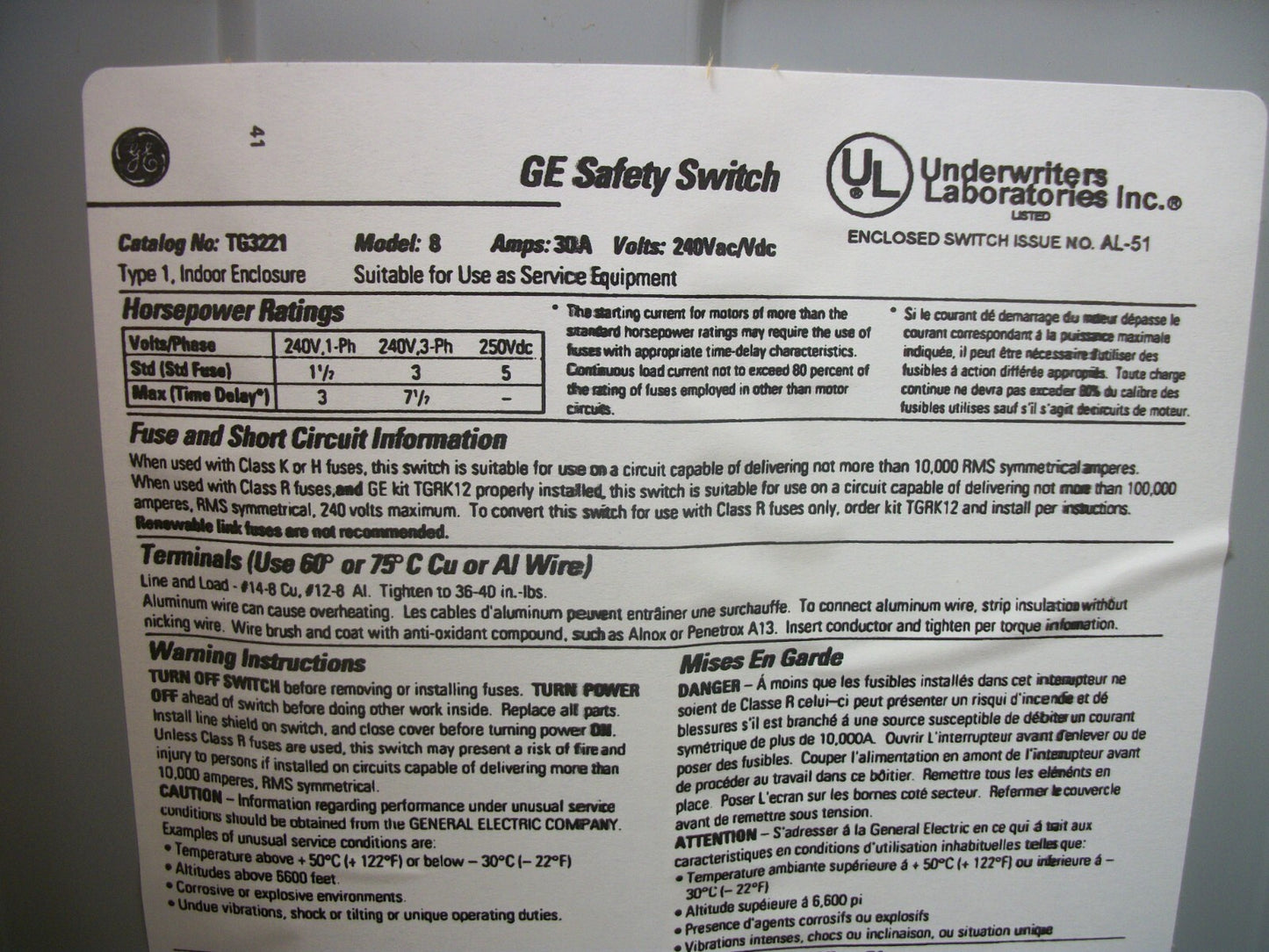 GE DISCONNECT TYPE 1 TG3221 30AMP 240VOLT 2POLE FUSIBLE NOB