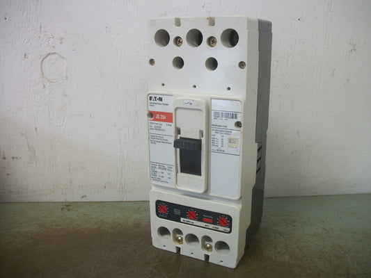 CUTLER-HAMMER JD CIRCUIT BREAKER JD3250F 250AMP 600VOLT 3POLE RED W/250A TR NOB
