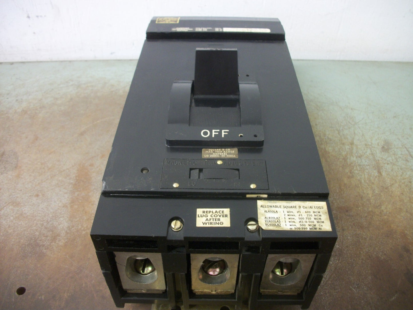 SQUARE D I-LINE LA CIRCUIT BREAKER LA36400 400AMP 600VOLT 3POLE BLACK CROWN