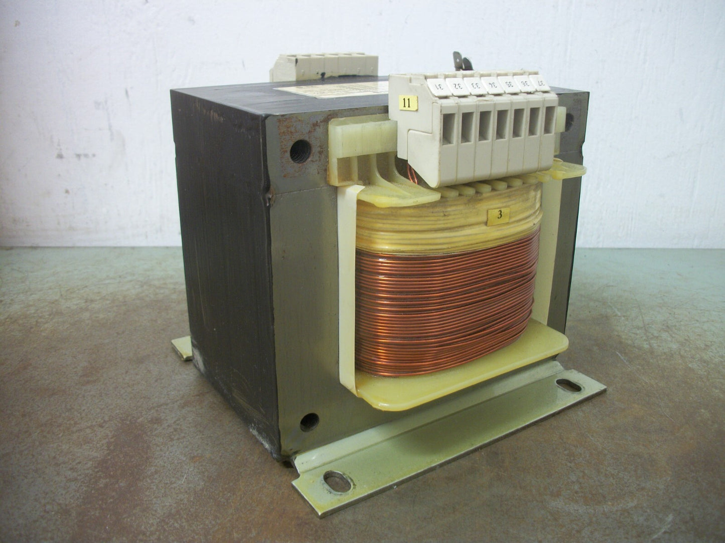 SIEMENS TRANSFORMER 4AM5741-8AC40-0C HV 550X220 LV 110/120