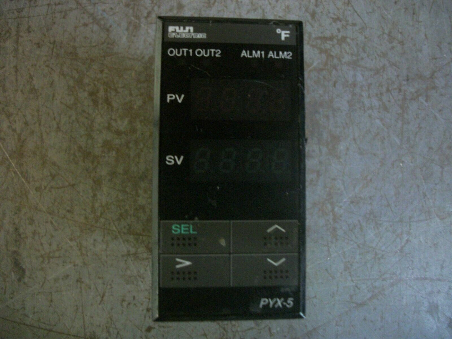 FUJI TEMPERATURE CONTROLLER PYX-5 240VOLT