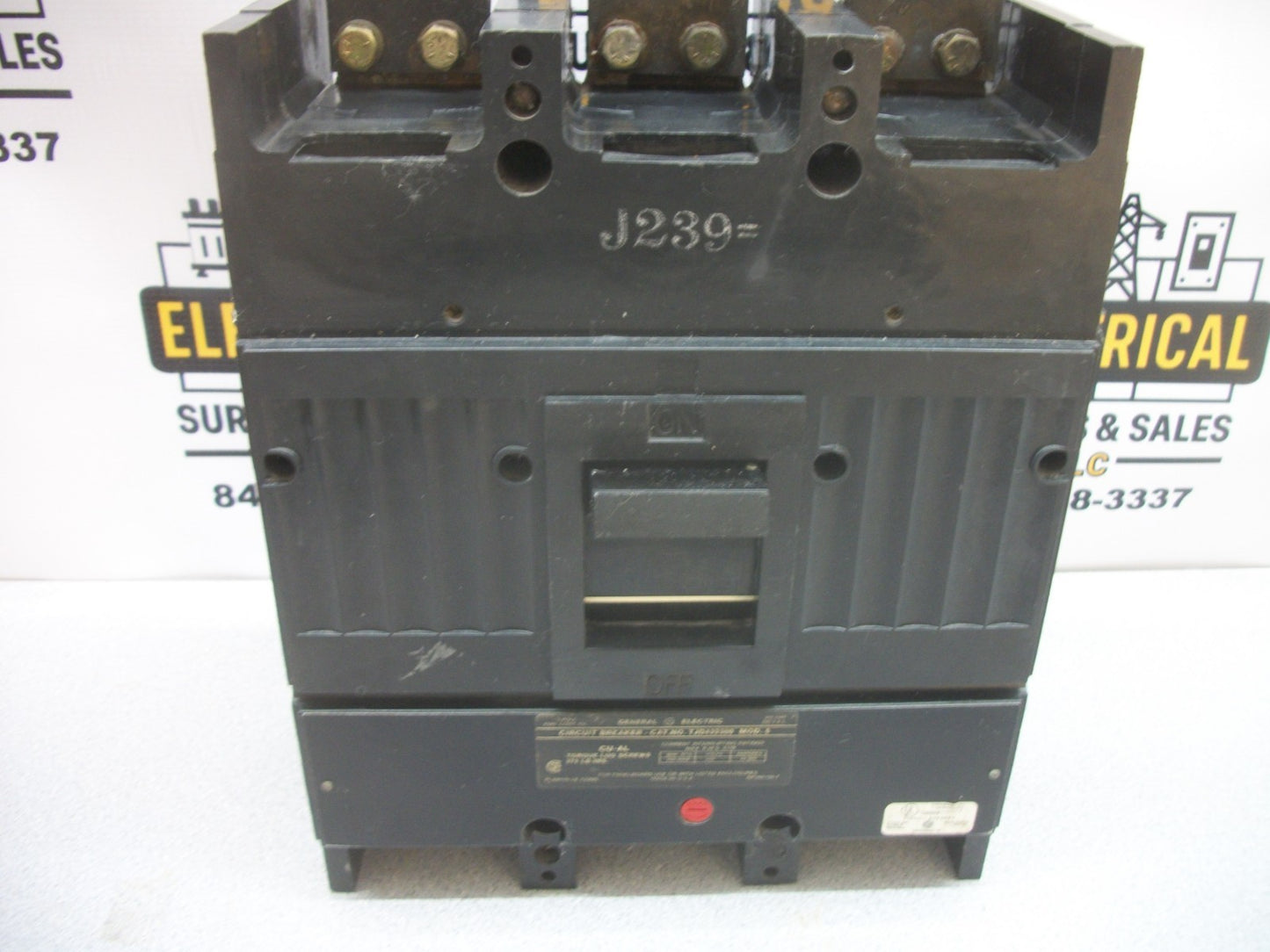 GE TJD CIRCUIT BREAKER TJD432300 300AMP 240VOLT 3POLE W/HARDWARE