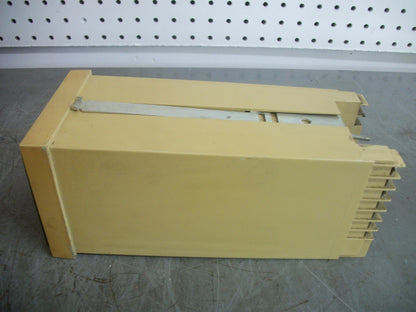 BARBER-COLMAN DIGITAL TEMPERATURE CONTROLLER 580