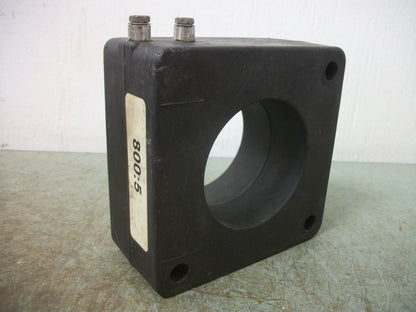 SQUARE D 800:5 RATIO CURRENT TRANSFORMER 180R-801 600VOLT NOB