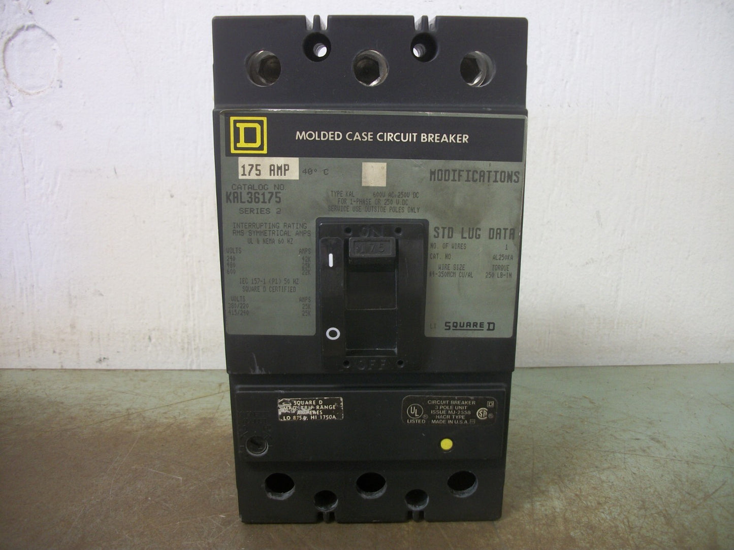 SQUARE D KAL CIRCUIT BREAKER KAL36175 175AMP 600VOLT 3POLE GRAY