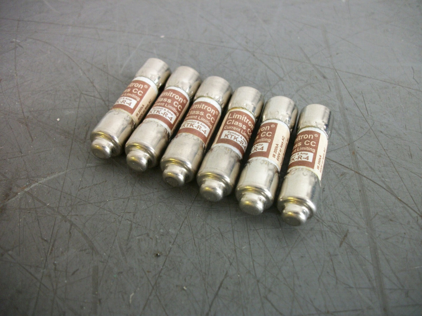 BUSSMANN LOT OF 6 LIMITRON CLASS CC FUSES KTKR4 4AMP 600VOLT NOB