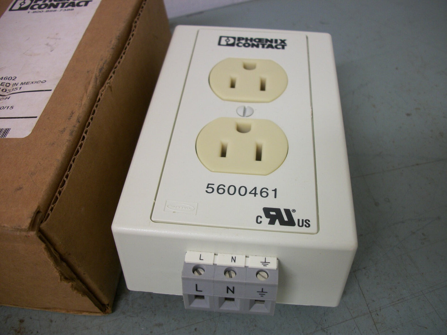PHOENIX CONTACT DIN MOUNT DUPLEX RECEPTACLE EM-DUO-120/15 NIB