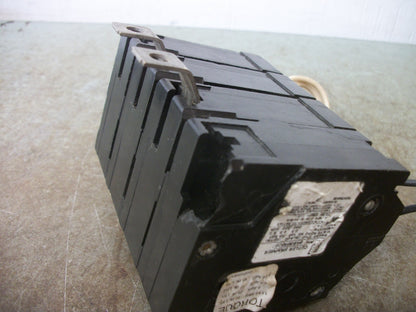 CUTLER-HAMMER BA CIRCUIT BREAKER BAB3030CS 30AMP 240VOLT 3POLE W/SHUNT & NEUTRAL