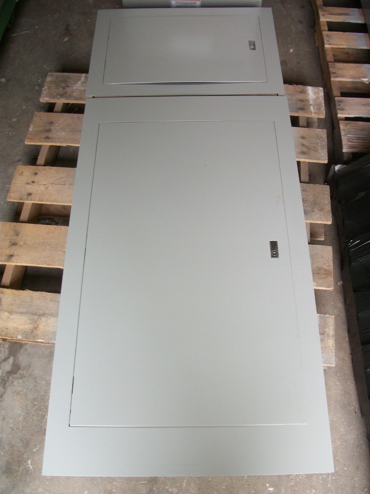 SQUARE D HCN I-LINE LOAD CENTER PANELBOARD HCN44-61373-8B 400A 120/208V W/REMOTE