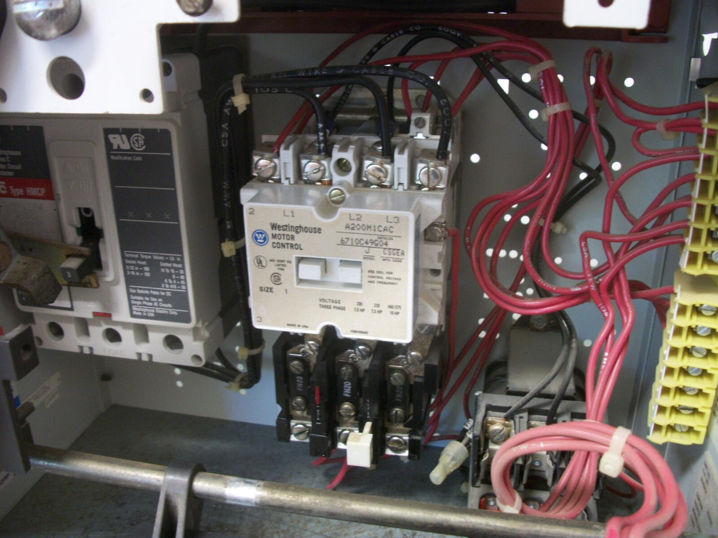 WESTINGHOUSE MCC STARTER BUCKET SIZE 1 A200M1CAC 120VCOIL 3AMP BREAKER