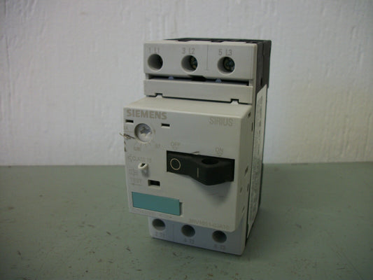 SIEMENS MOTOR CIRCUIT BREAKER 3RV1011-0JA10 0.7-1.0AMP