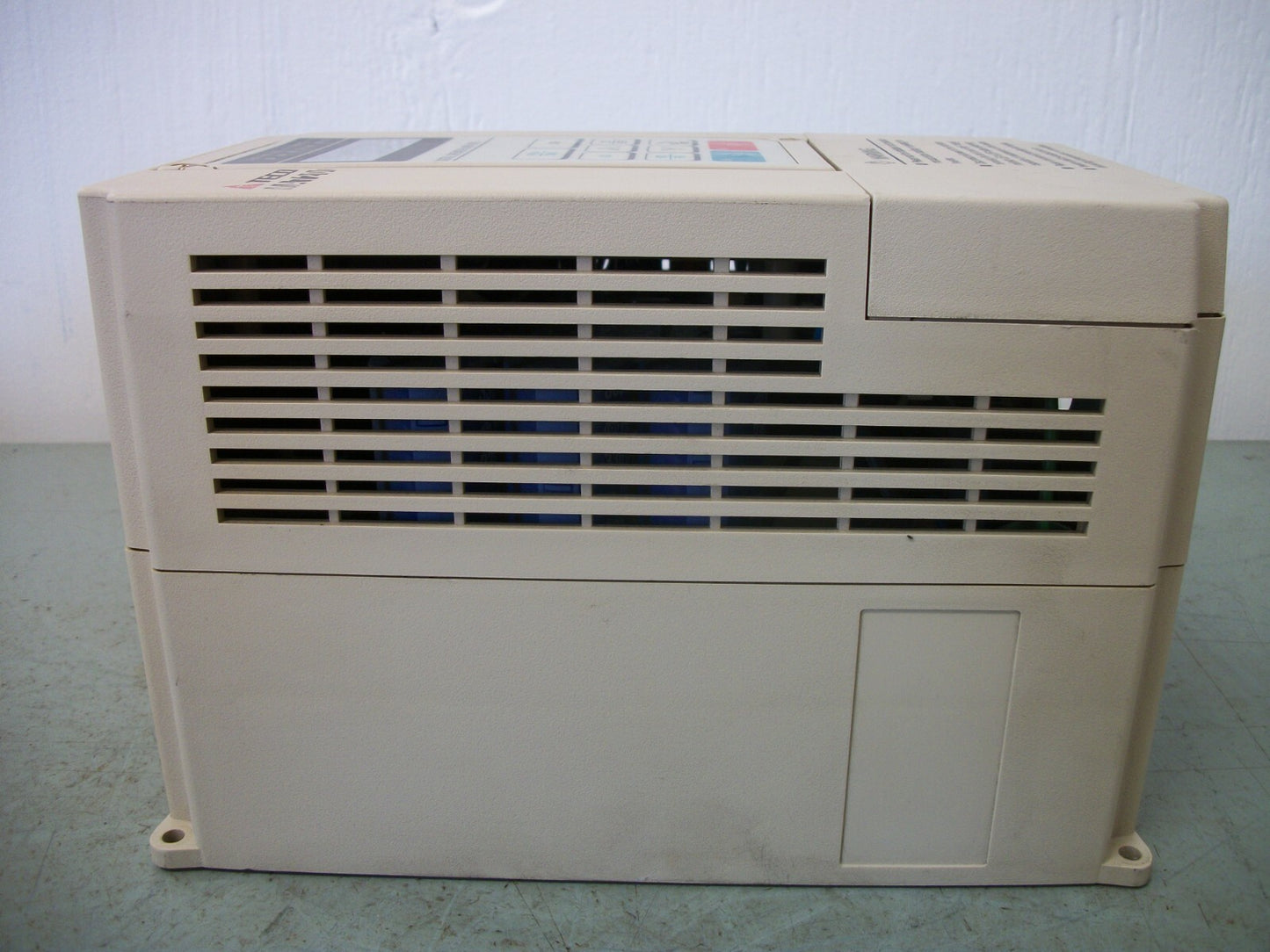 TECO MA7200 1HP ADJUSTABLE SPEED DRIVE MA7200-2001-N1 230VOLT 4.8AMP 3PH