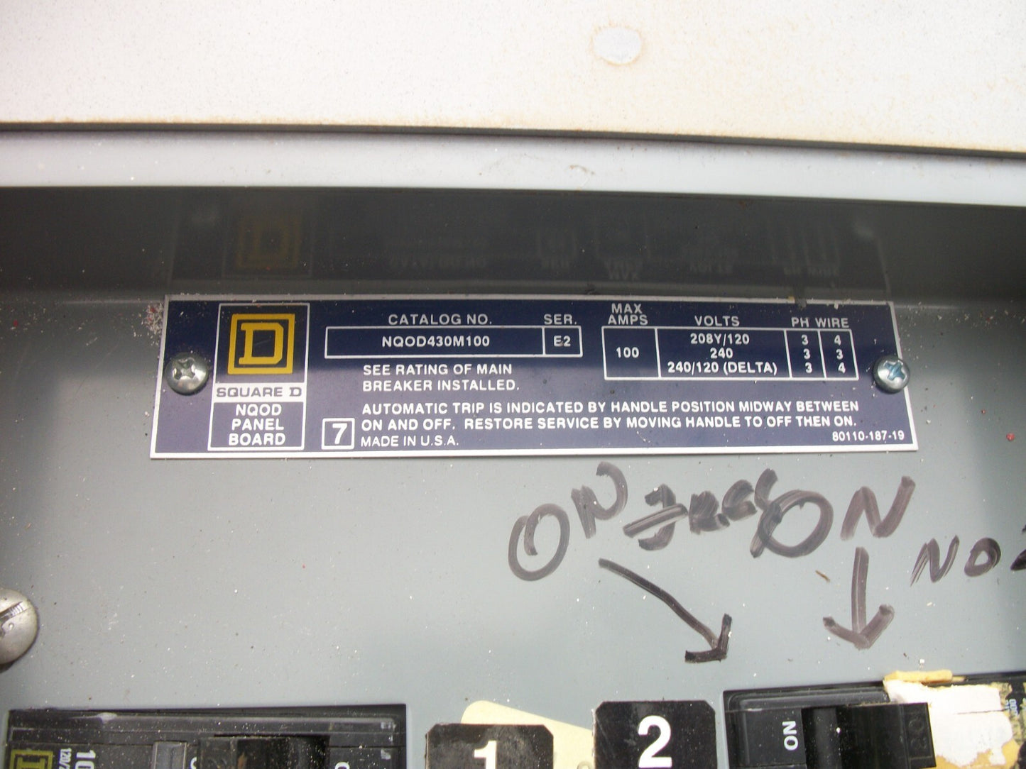 SQUARE D NQOD LOAD CENTER PANELBOARD NQOD430M100 100A 208Y/120/240V 100A MAIN